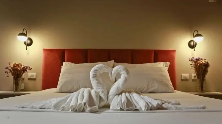 Comfort Tek Büyük Yataklı Oda