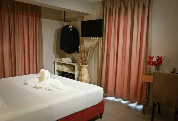 Comfort Tek Büyük Yataklı Oda