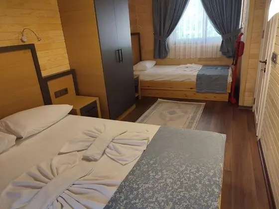 Apart 2+1 Oda, Bahçe Manzaralı, Mutfaklı