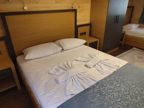 Apart 2+1 Oda, Bahçe Manzaralı, Mutfaklı