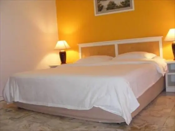 1 Bedroom Suite