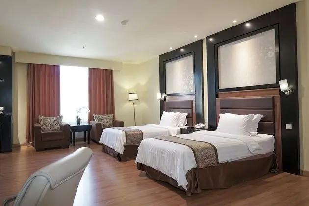 Deluxe Tek Büyük veya İki Ayrı Yataklı Oda
