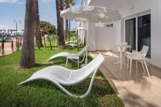 Premium Tek Büyük Yataklı Oda, Bahçe Manzaralı (2 adults)