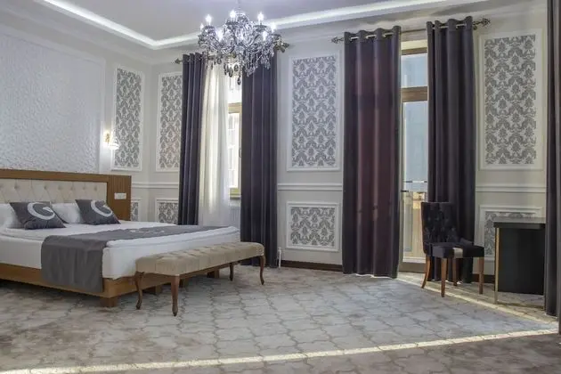 Deluxe Tek Büyük Yataklı Oda