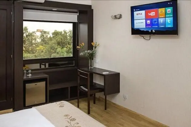 Deluxe Tek Büyük veya İki Ayrı Yataklı Oda