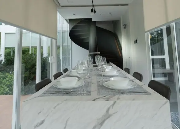 Maple Duplex Suite