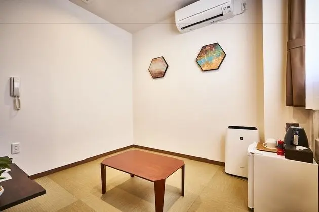 Oda, Ortak Banyo (Private Dormitory)