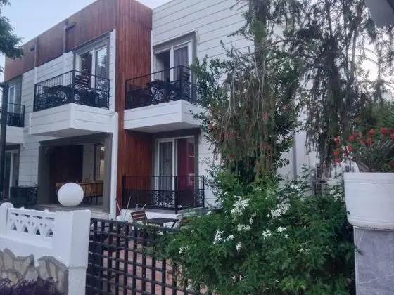 Classic, Bahçe Manzaralı, Balkonlu