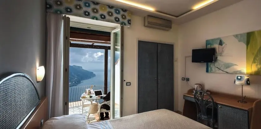 Standard Tek Büyük Yataklı Oda, Deniz Manzaralı