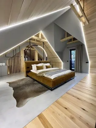 Junior Çatı Katı (Loft)