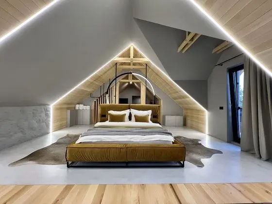 Junior Çatı Katı (Loft)