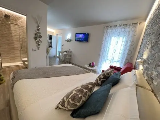 Deluxe Üç Kişilik Oda