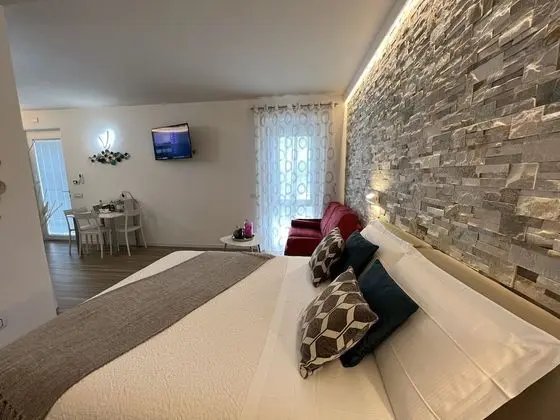 Deluxe Üç Kişilik Oda