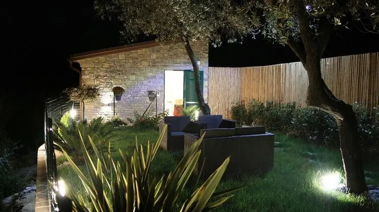 Superior Dört Kişilik Oda, Bahçeli