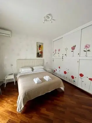 Standard Tek Büyük Yataklı Oda, Özel Banyo, Bahçe Manzaralı