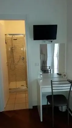 Standard Tek Büyük Yataklı Oda, Özel Banyo, Bahçe Manzaralı