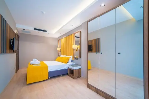 Jakuzili Standart Oda, Şehir Manzaralı, Jakuzili