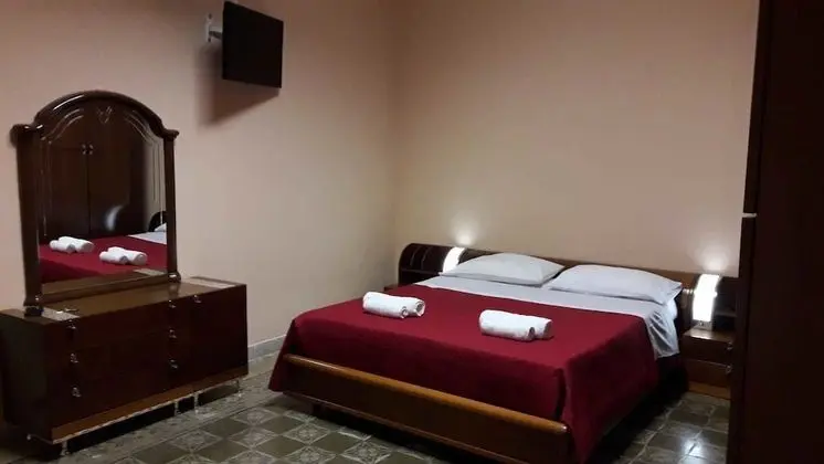 Dört Kişilik Oda, Ortak Banyo (Tulipano)