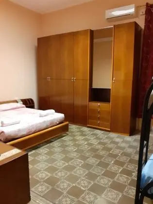 Dört Kişilik Oda, Ortak Banyo (Tulipano)