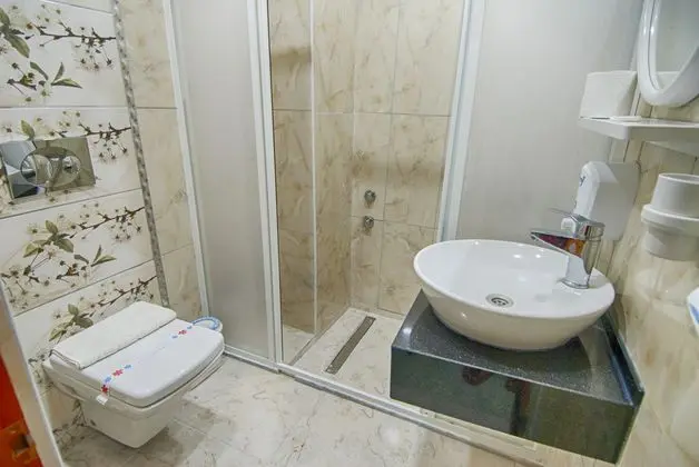 Standard Custom Room