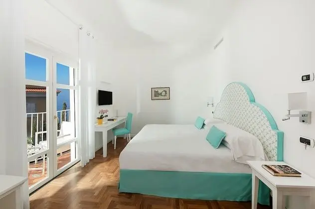 Superior Tek Büyük veya İki Ayrı Yataklı Oda, Balkon