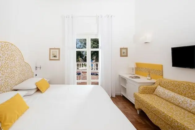 Superior Tek Büyük veya İki Ayrı Yataklı Oda, Balkon