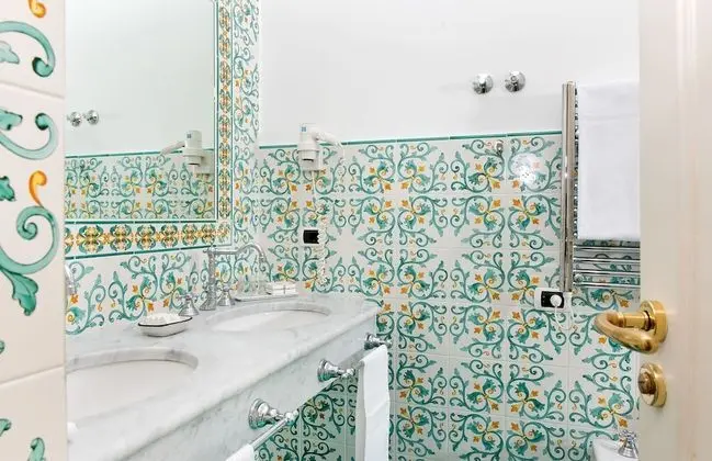 Superior Tek Büyük veya İki Ayrı Yataklı Oda, Balkon