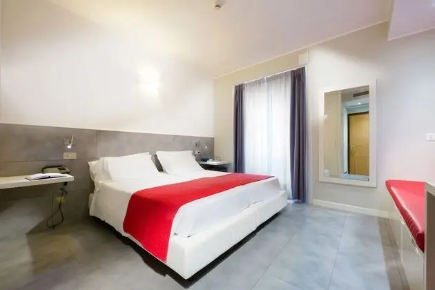 Comfort Tek Büyük veya İki Ayrı Yataklı Oda