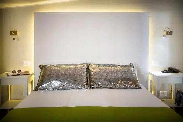 Süit, Jakuzi (Small)