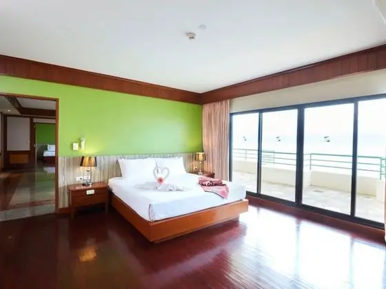 Deluxe Sea View
