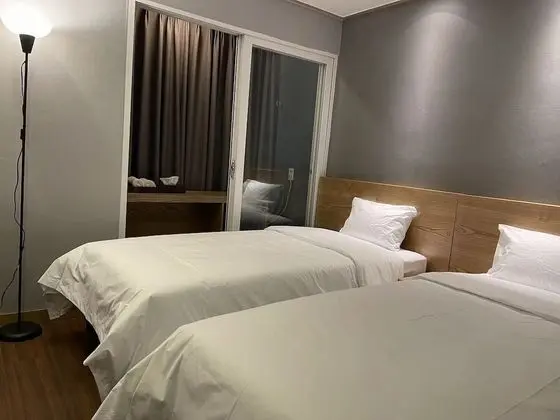 Basic İki Ayrı Yataklı Oda