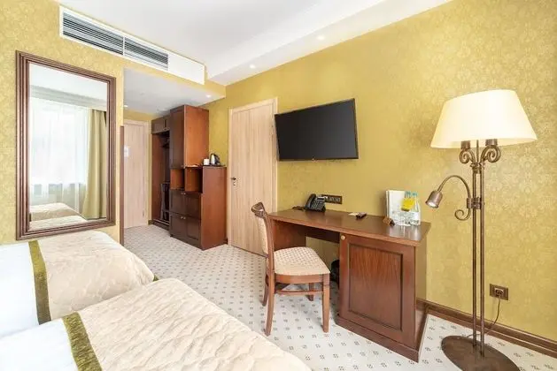 Standard Tek Büyük veya İki Ayrı Yataklı Oda