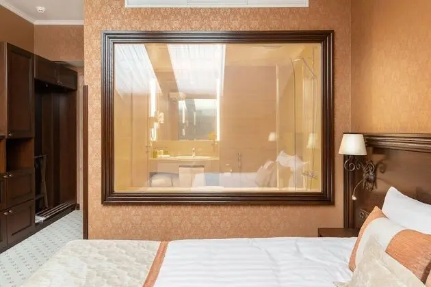 Superior Tek Büyük Yataklı Oda