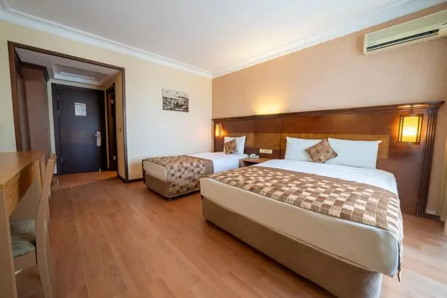 Standart Kara Tarafı