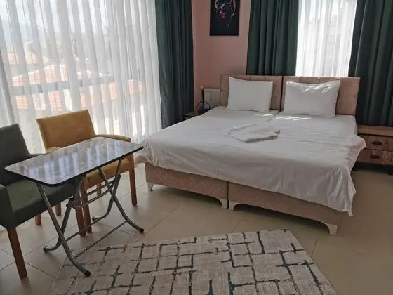 https://images.odamax.com/img/1024x768/odamax/image/upload/GARDEN_TERRACE_OTEL_202406062221455_IMG_20220628_152529.jpg