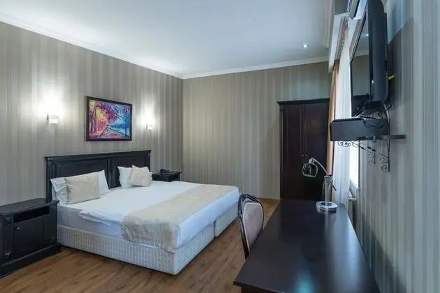 Standard Tek Büyük veya İki Ayrı Yataklı Oda