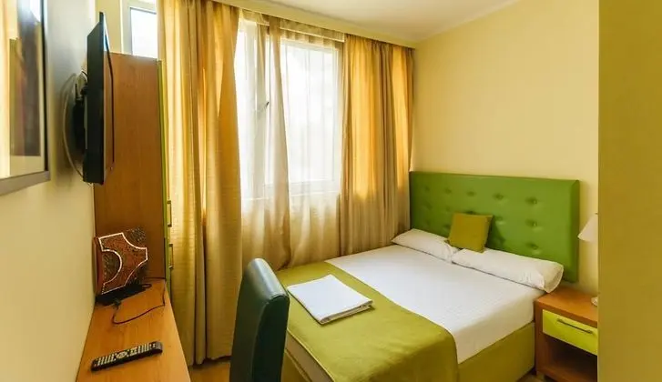 Basic Tek Kişilik Oda, 1 Tek Kişilik XL Yatak, Avlu Manzaralı