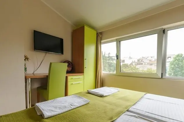 Comfort Tek Büyük veya İki Ayrı Yataklı Oda, 1 Büyük (Queen) Boy Yatak, Bahçe Manzaralı