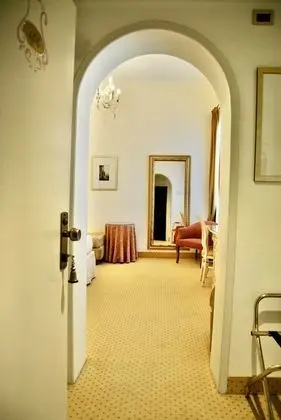 Classic Üç Kişilik Oda