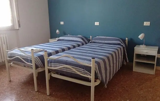 Standard Tek Büyük veya İki Ayrı Yataklı Oda