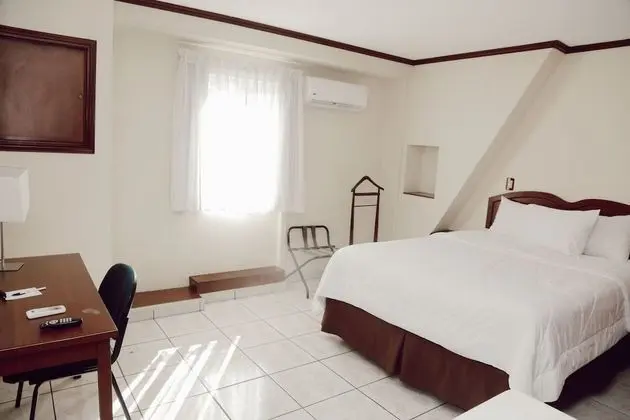 Habitación estándar, 1 cama queen, cocina básica