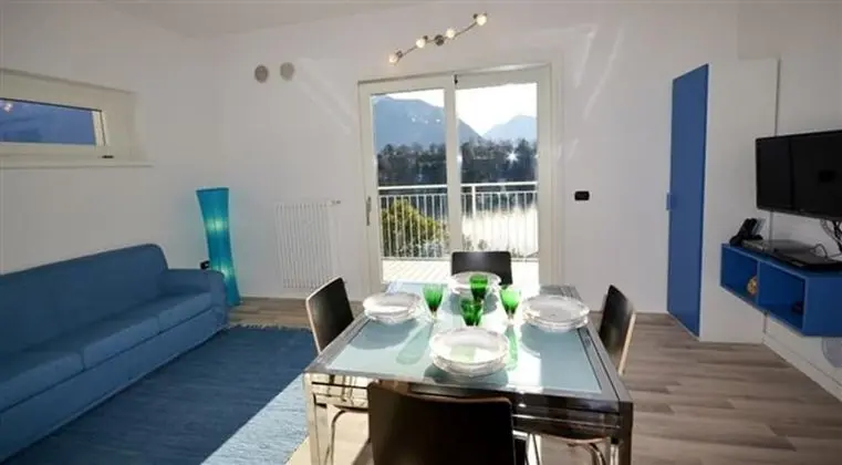 Apart Daire, 2 Yatak Odası, Balkon, Göl Manzaralı