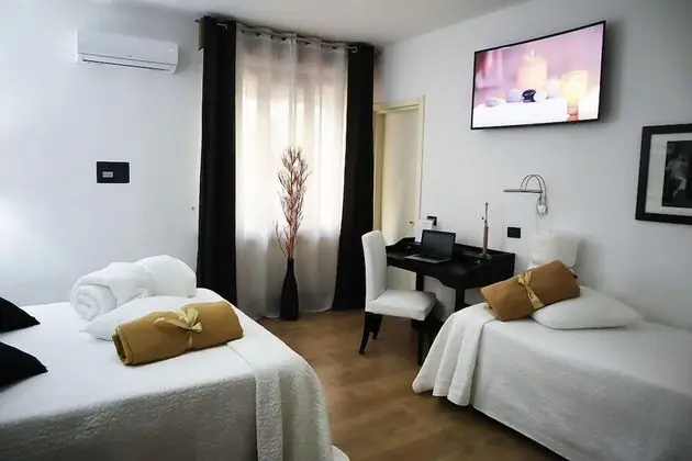 Business Üç Kişilik Oda