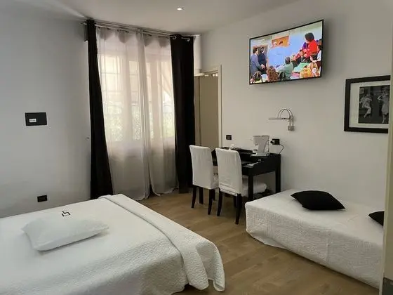 Business Üç Kişilik Oda