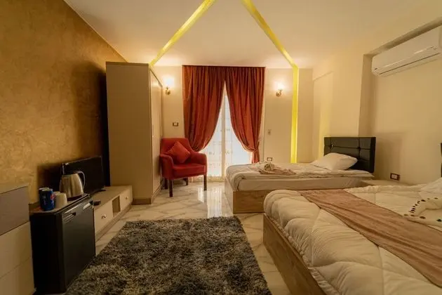 Comfort Triple Room ,City View