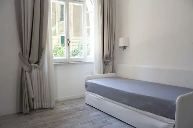 Design Üç Kişilik Oda
