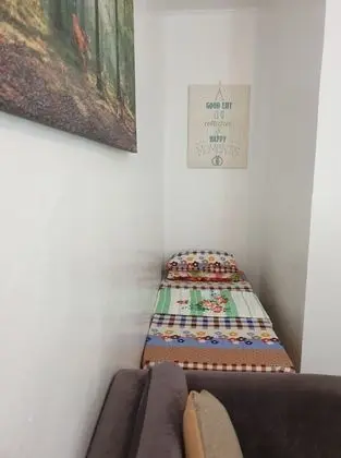 Üç Kişilik Oda
