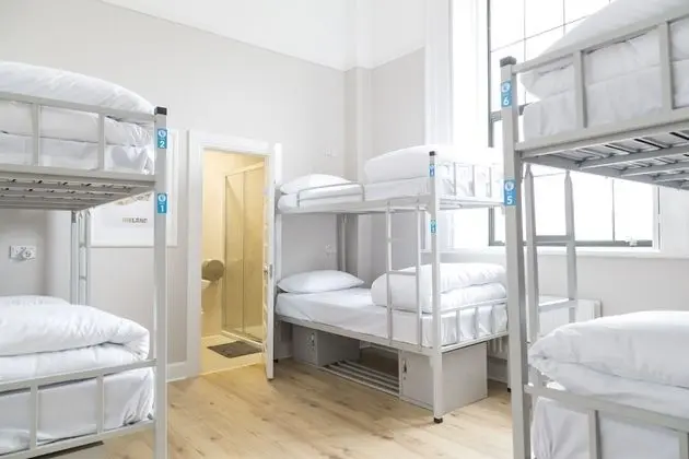 Standard Ortak Ranzalı Oda, Karma Ranzalı Oda, Banyolu/Duşlu (Sleep 8)
