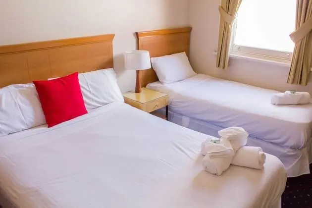 Comfort Tek Büyük veya İki Ayrı Yataklı Oda, Birden Çok Yatak, Banyolu/Duşlu