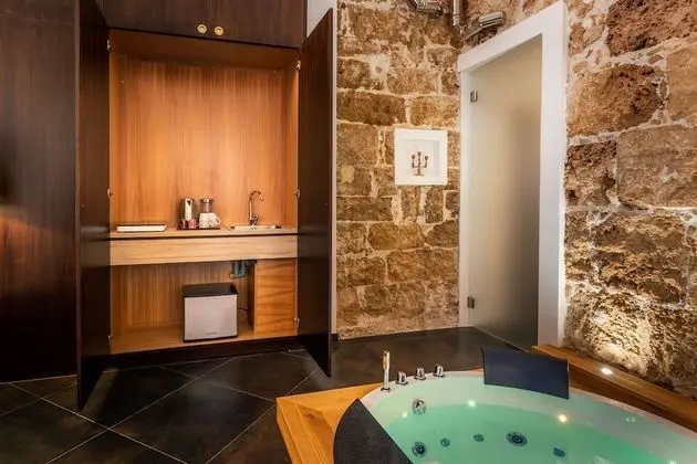 Luxury Stüdyo Süit, Jakuzi